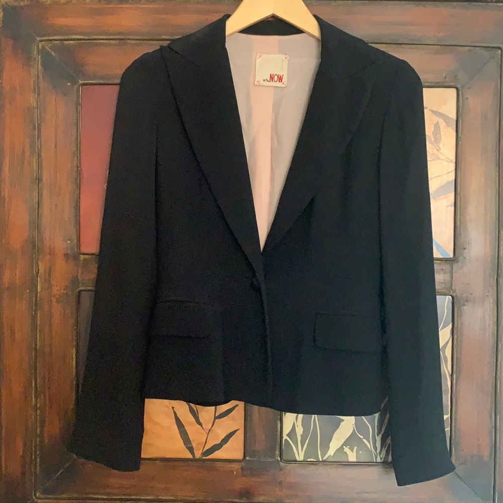 Black classic blazer